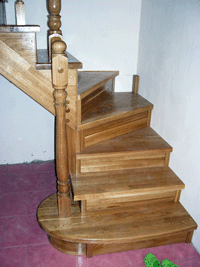 дубовая лестница монтаж